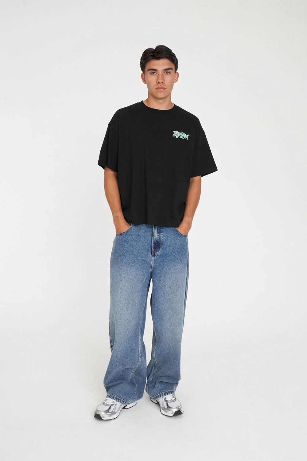 BLOCK CROP TEE 220/INDY BLACK - Image 3