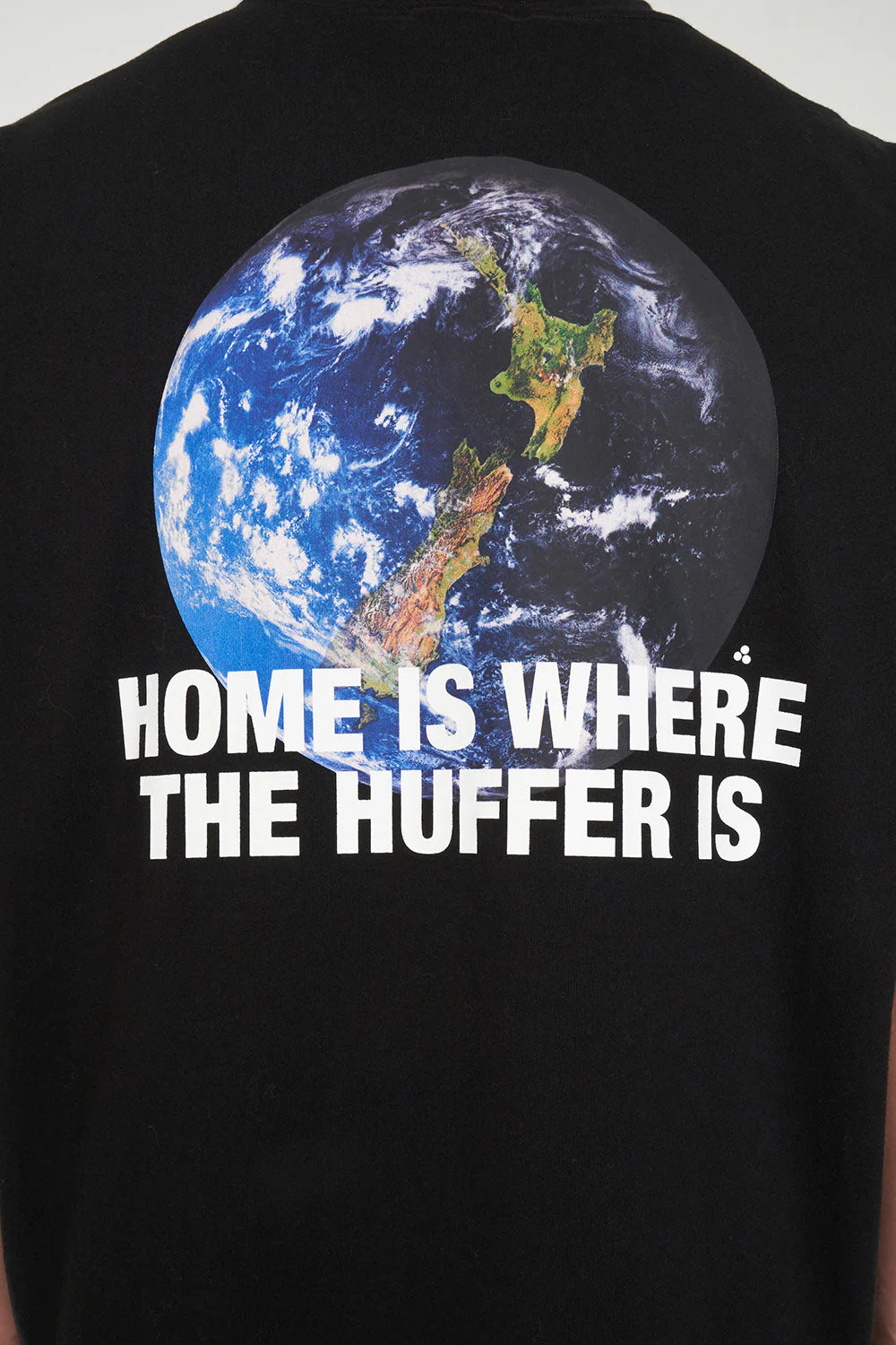 BLOCK CROP TEE 220/NZ EARTHER BLACK - Image 4