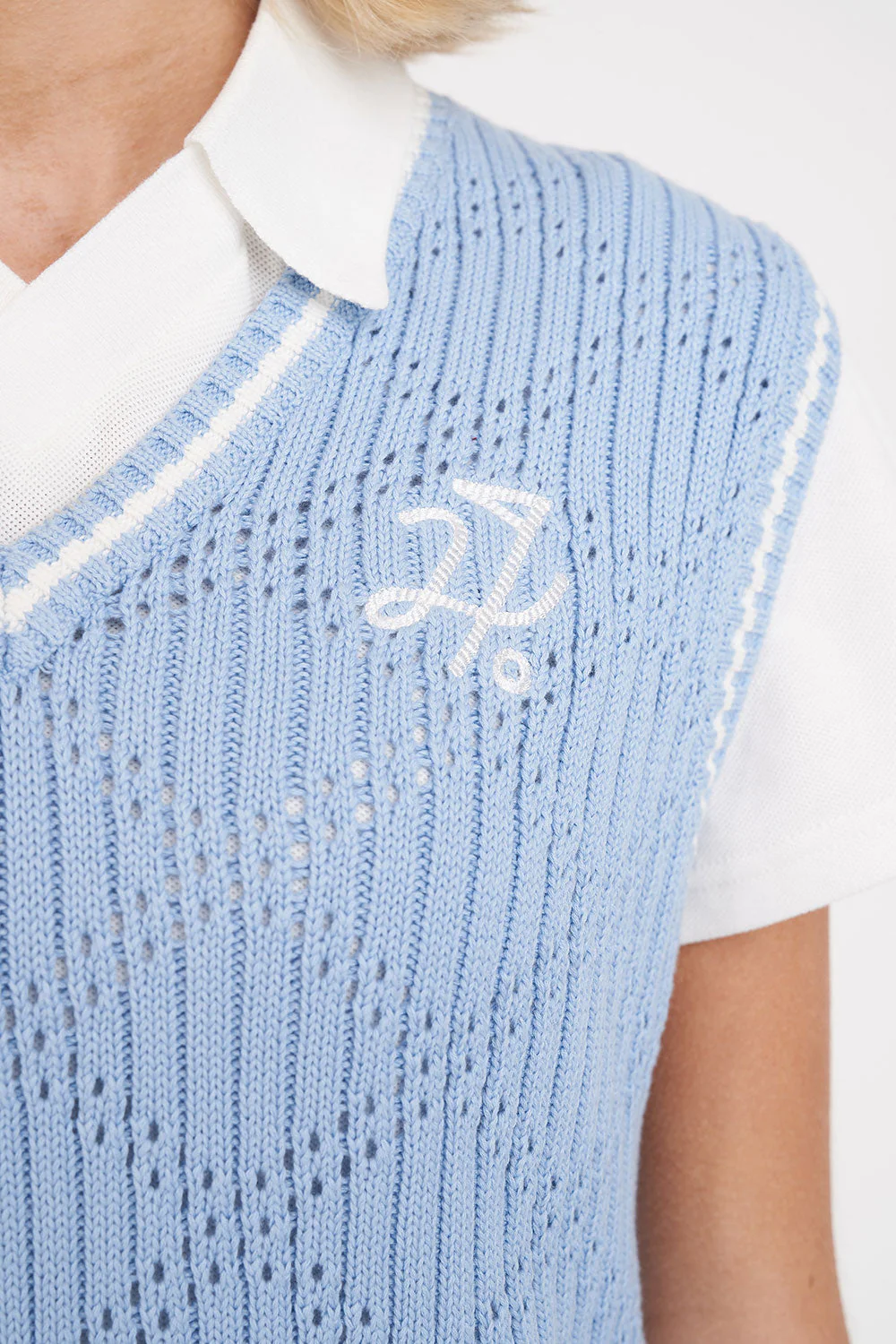 WOMENS DIAMOND CROP VEST ICE BLUE - Image 4